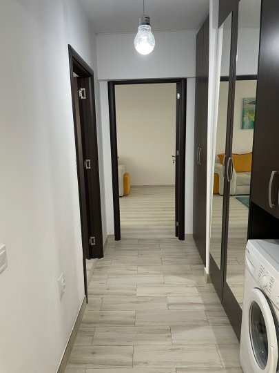 Obor, 2 min. Metrou, et. 2, decomandat.